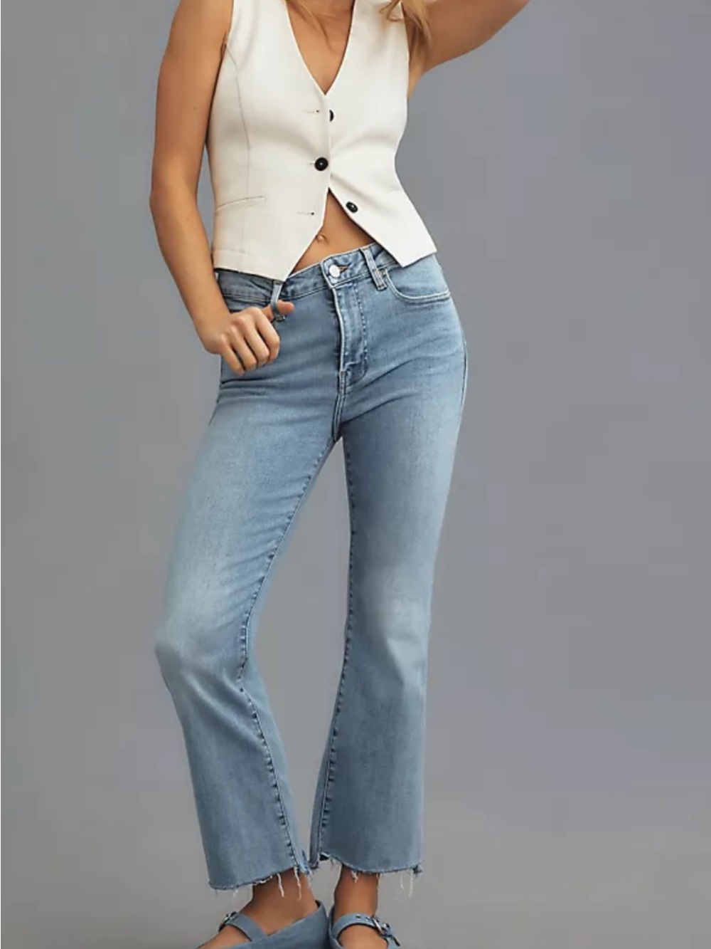 Frame Le Crop Mini Boot Denim Light Blue High-Rise Jeans